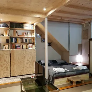 Zen House , Génova Itália